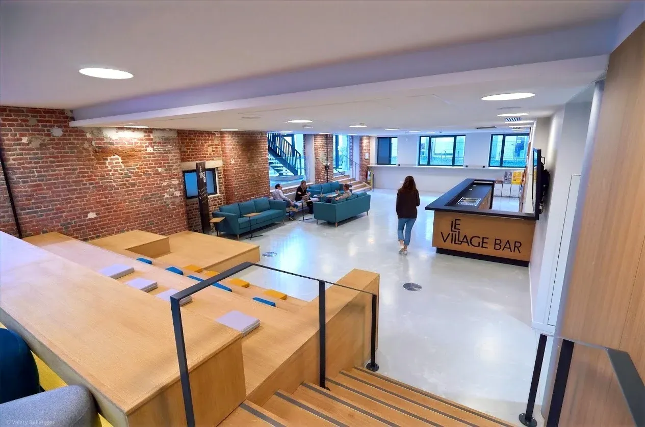 Bureaux de Le Village by CA, vue 2